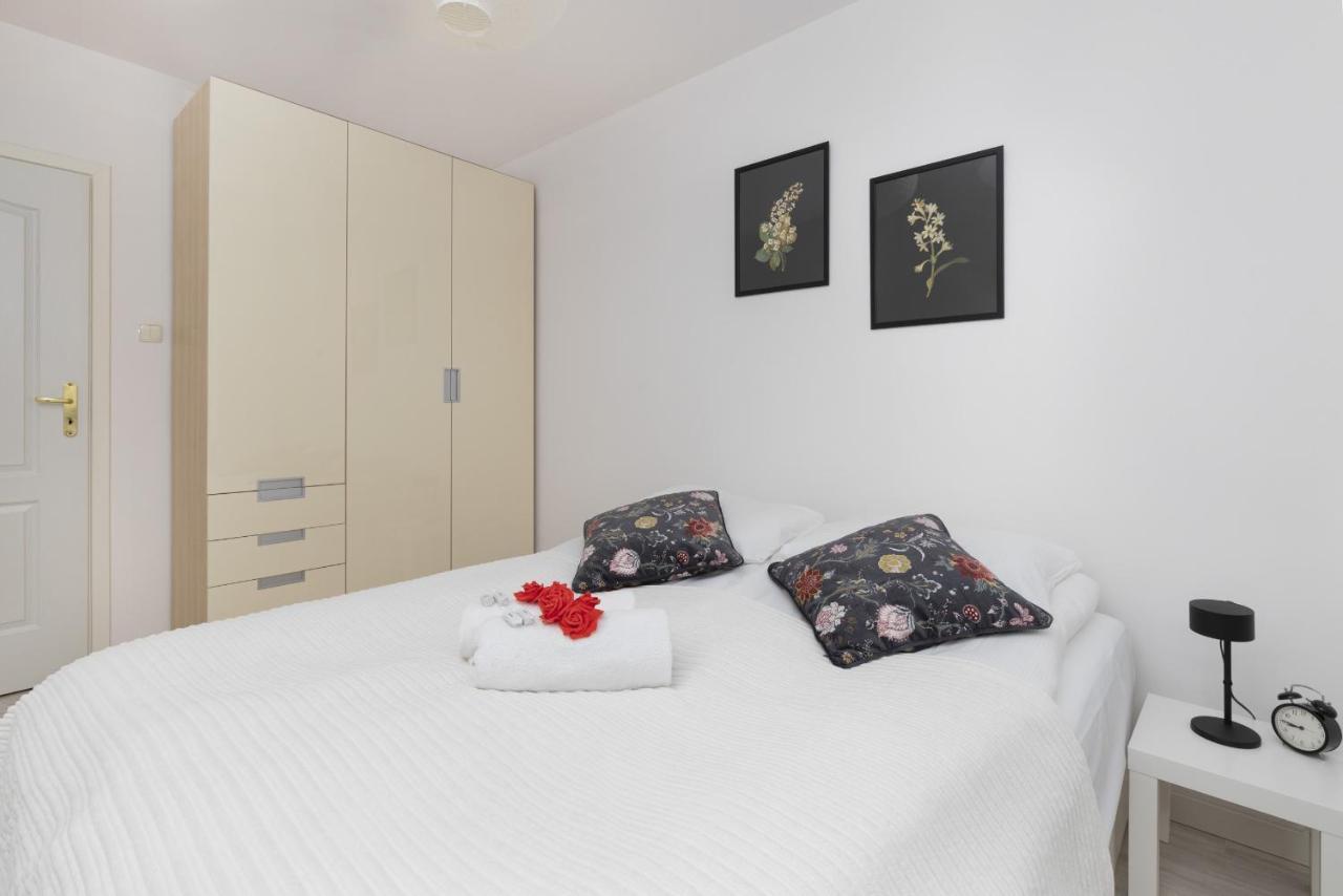 Warsaw Ursynow Modern Apartment By Noclegi Renters ภายนอก รูปภาพ
